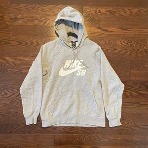 Nike SB Grey Hoodie Size Medium Like New